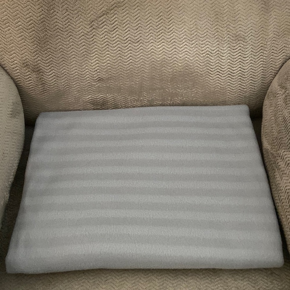Vitmossa Throw Blanket Lightweight Soft Gray Stripe 47 x 63
